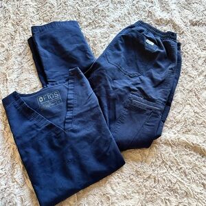 Figs Deep Blue Scrub Ensemble